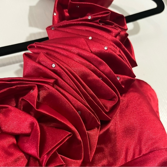 Blondie Nites Silk Red Mermaid Dress - Picture 3 of 9